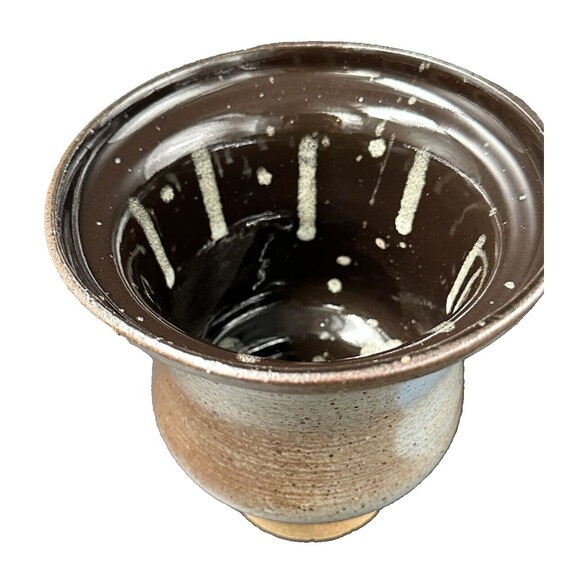 Blue Gray and Brown Pottery Vase signed SRS on Bottom 6 inches tall - Picture 5 of 7